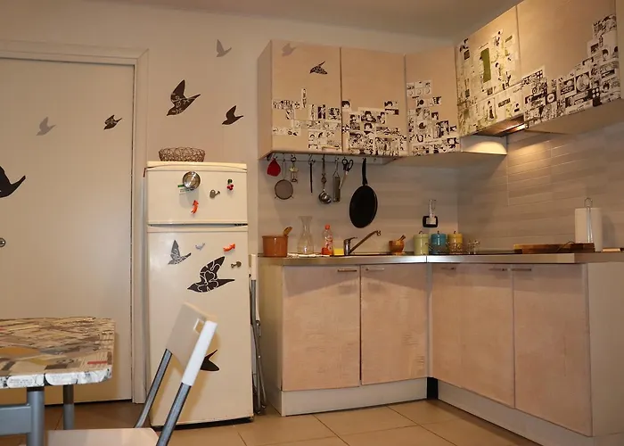New Artistic Flat Semesterbostad *